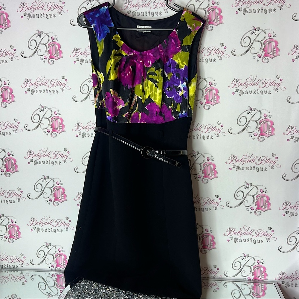 Tahari Arthur S Levine dress Floral belted purple green pink Black belt